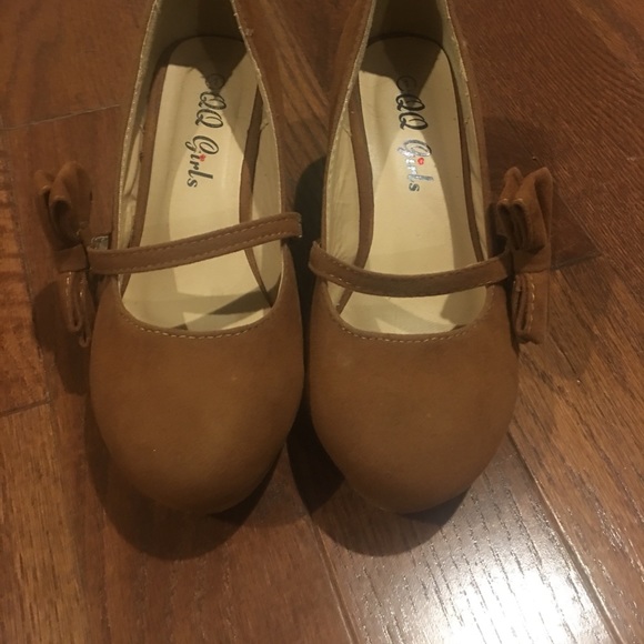 Brown suede platform . Girls size 1 - Picture 2 of 2